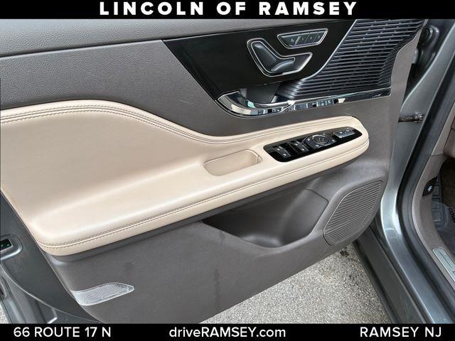 2022 Lincoln Corsair - $26,565