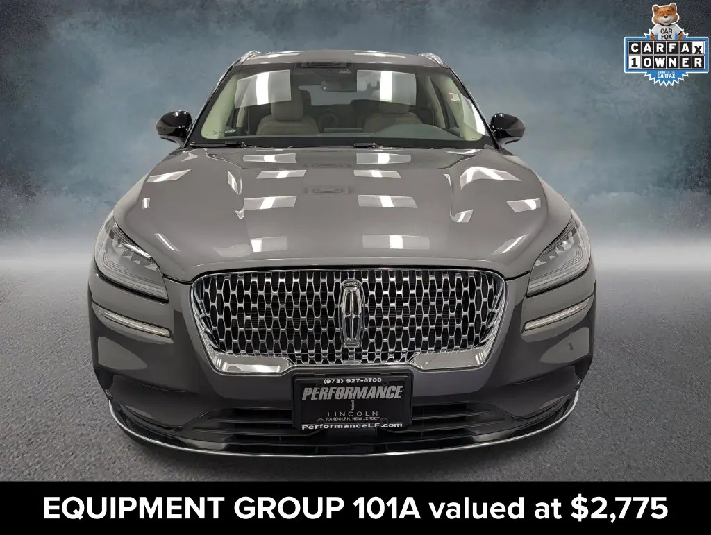 2022 Lincoln Corsair - $28,900