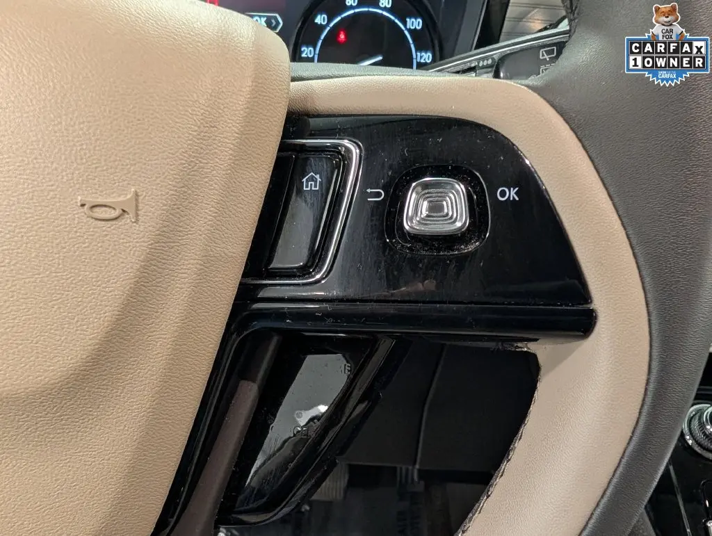 2022 Lincoln Corsair - $28,900