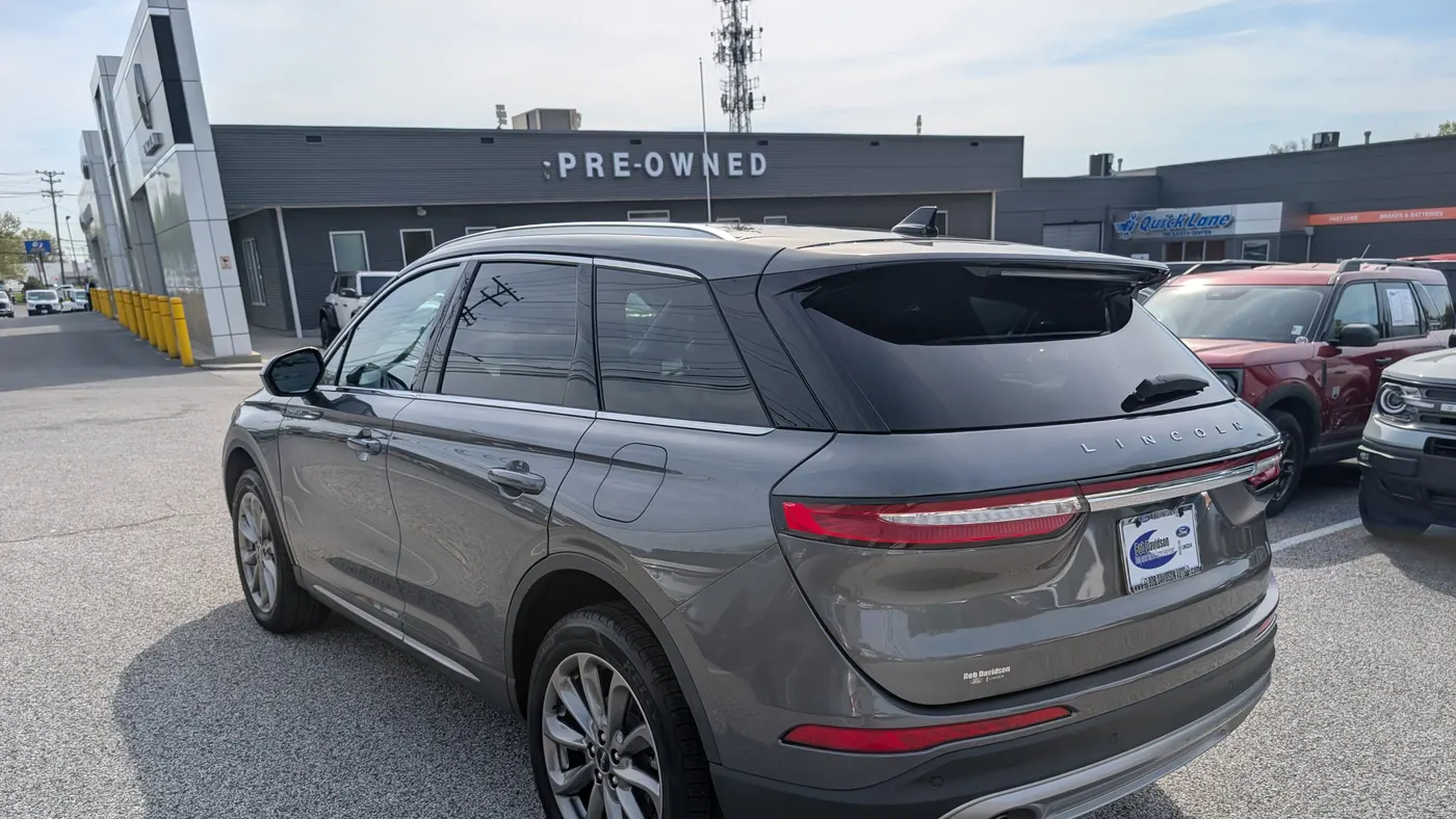 2022 Lincoln Corsair Standard