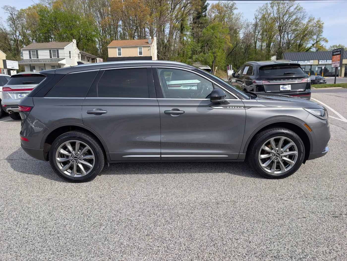 2022 Lincoln Corsair - $24,500