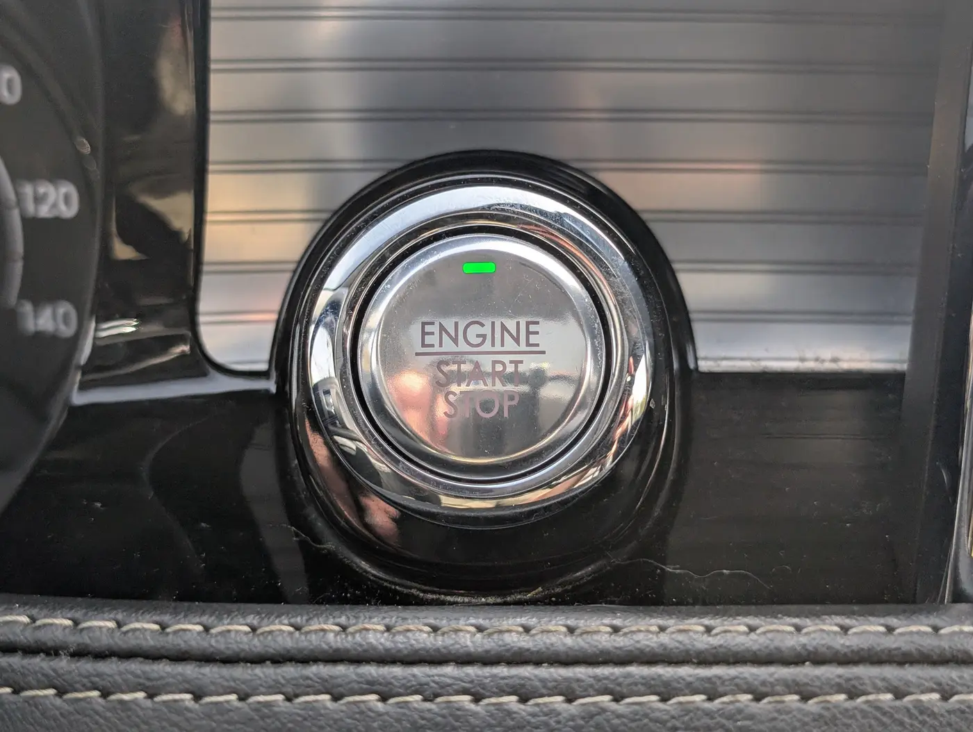 2022 Lincoln Corsair - $24,500