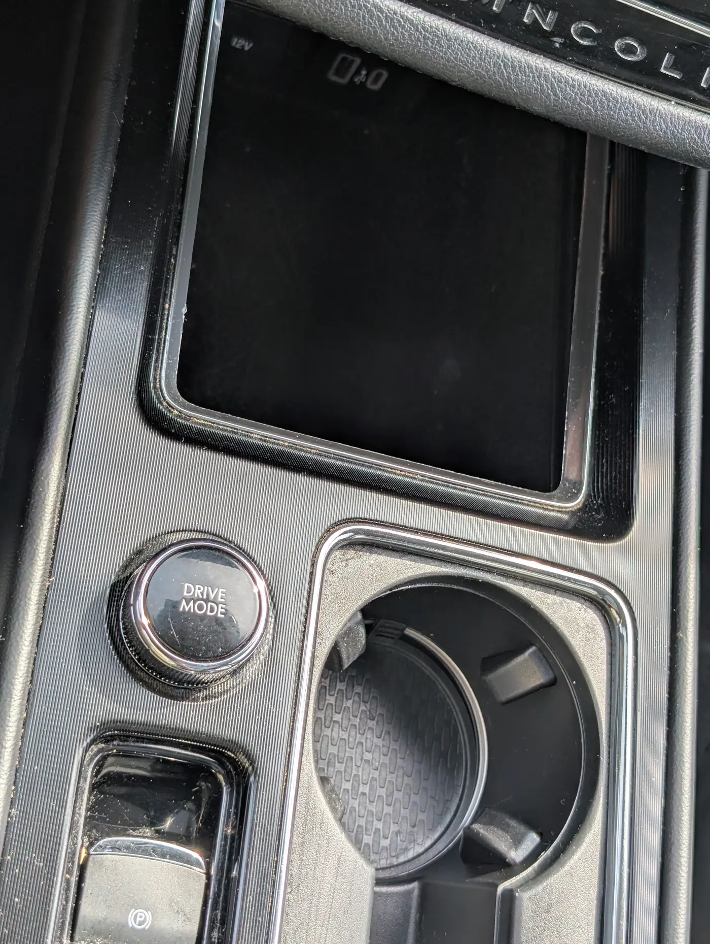 2022 Lincoln Corsair - $24,500