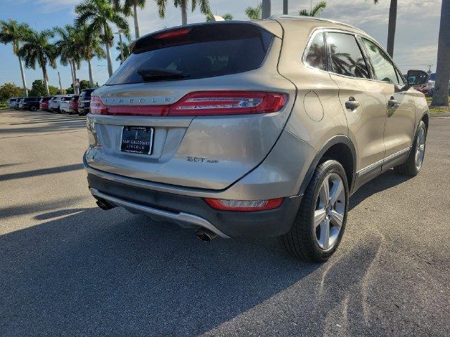 2017 Lincoln MKC - $11,597