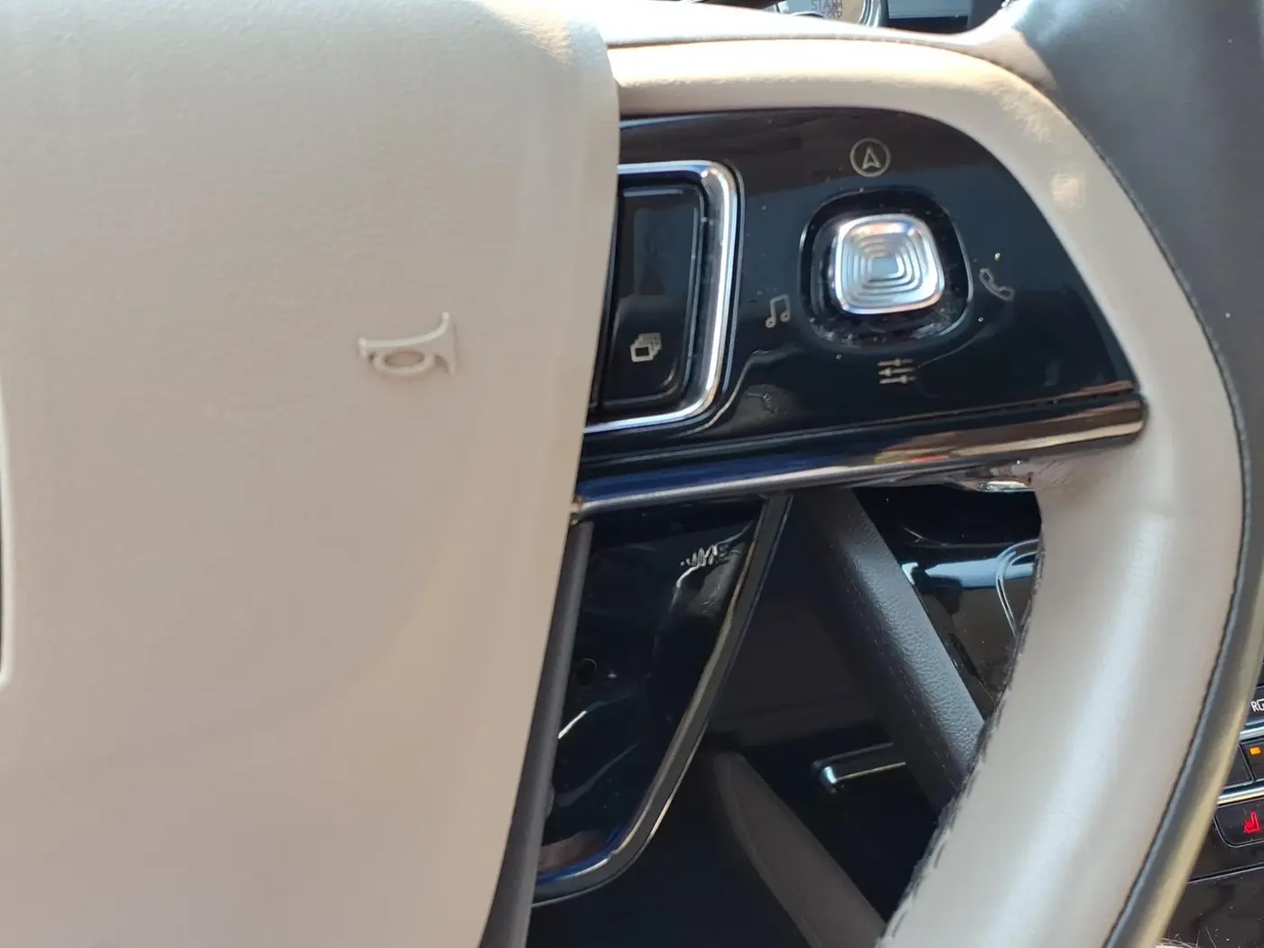 2022 Lincoln Corsair - $20,997