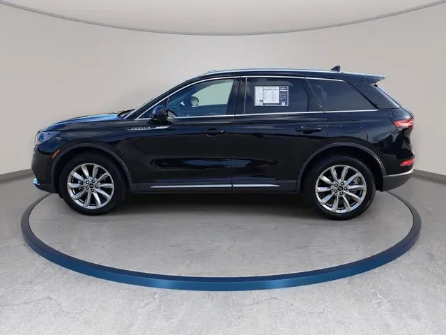 2022 Lincoln Corsair - $23,980