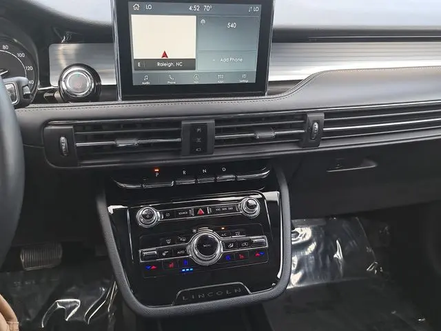 2022 Lincoln Corsair - $23,980