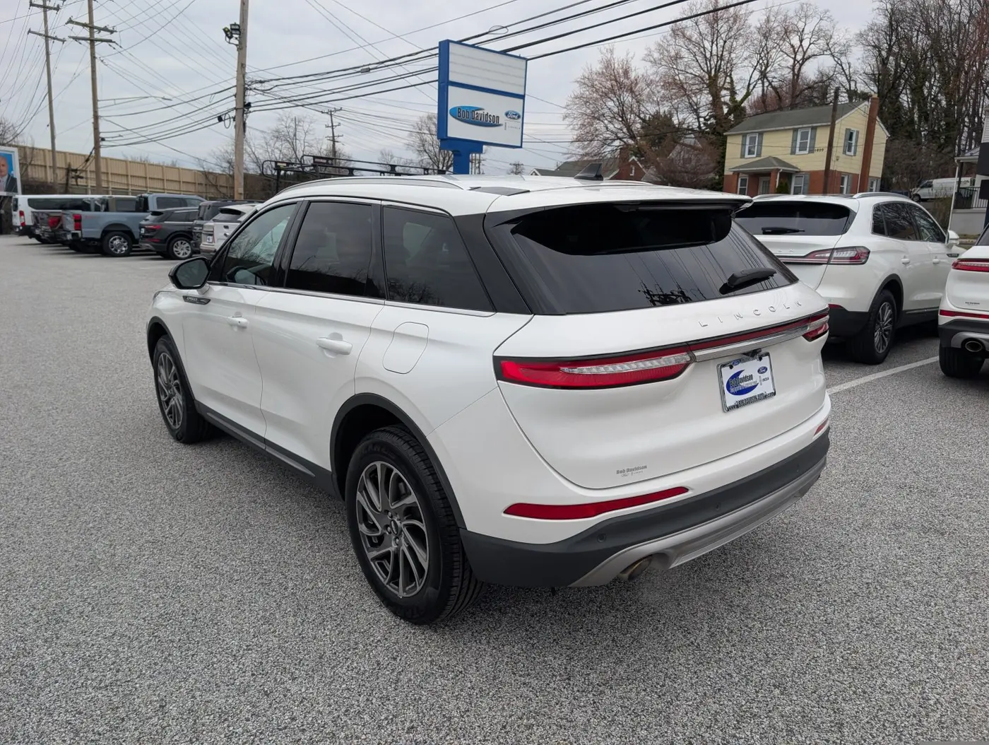 2022 Lincoln Corsair - $23,000