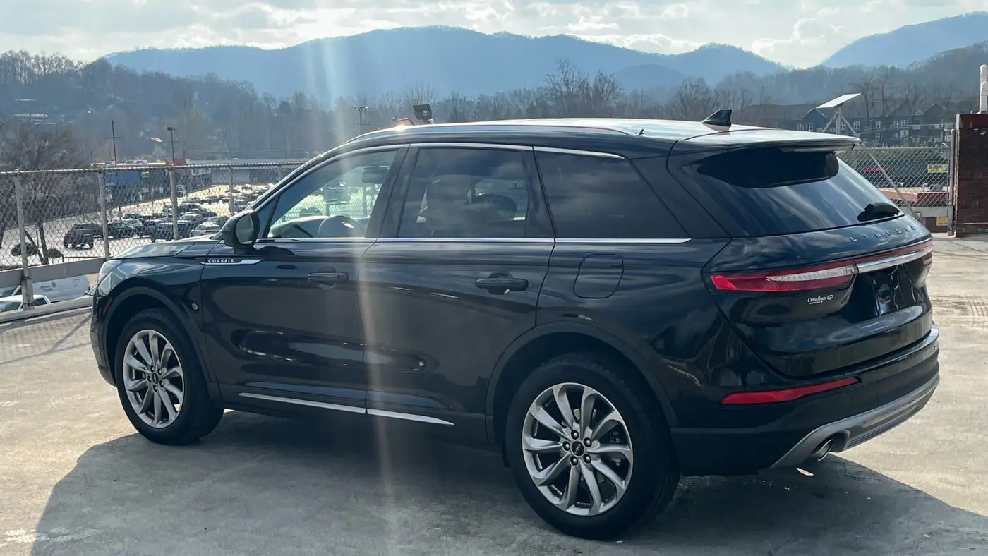 2022 Lincoln Corsair Standard