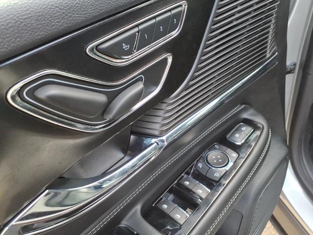 2022 Lincoln Corsair - $25,995
