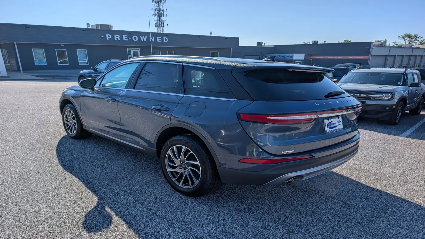 2022 Lincoln Corsair Standard