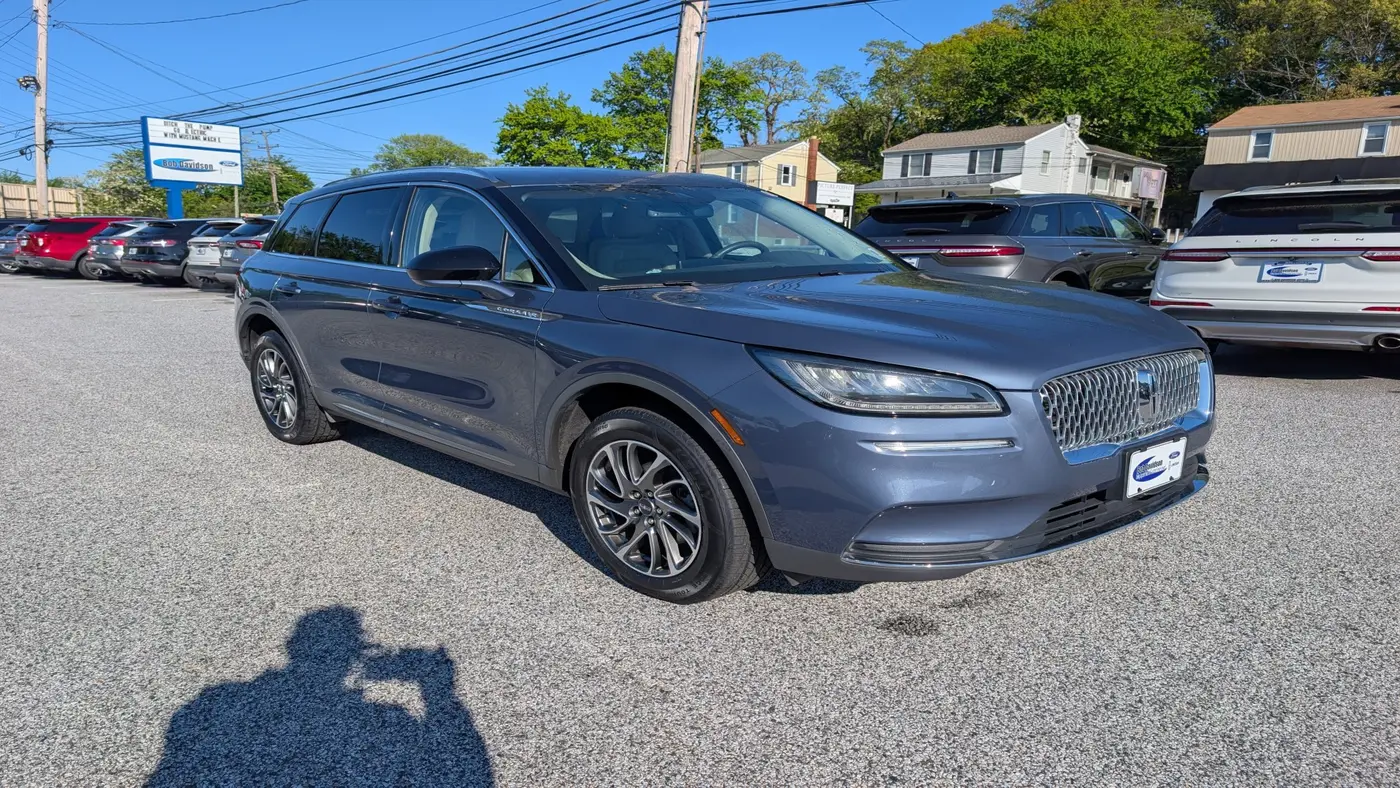 2022 Lincoln Corsair Standard