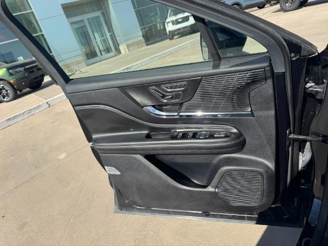 2022 Lincoln Corsair - $28,475