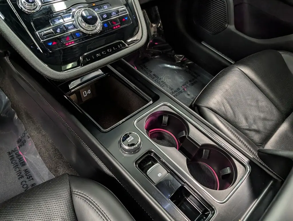 2022 Lincoln Corsair - $25,293