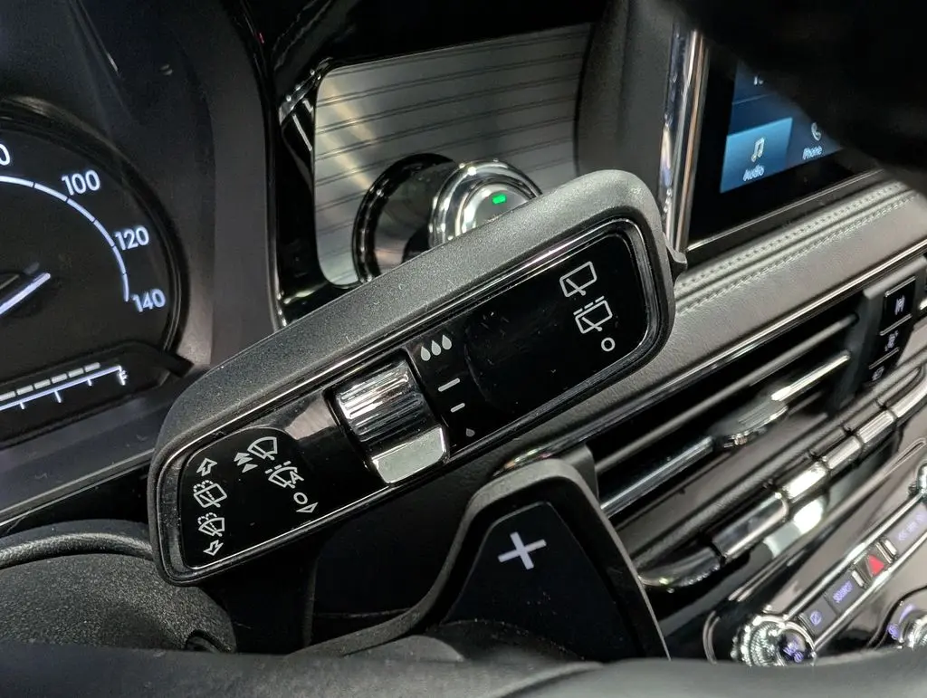 2022 Lincoln Corsair - $25,293