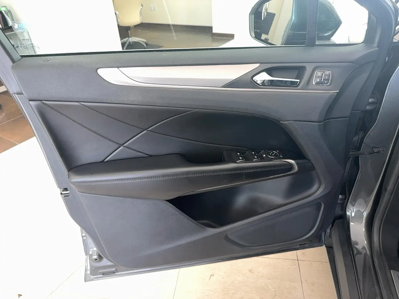 2018 Lincoln MKC - $13,200