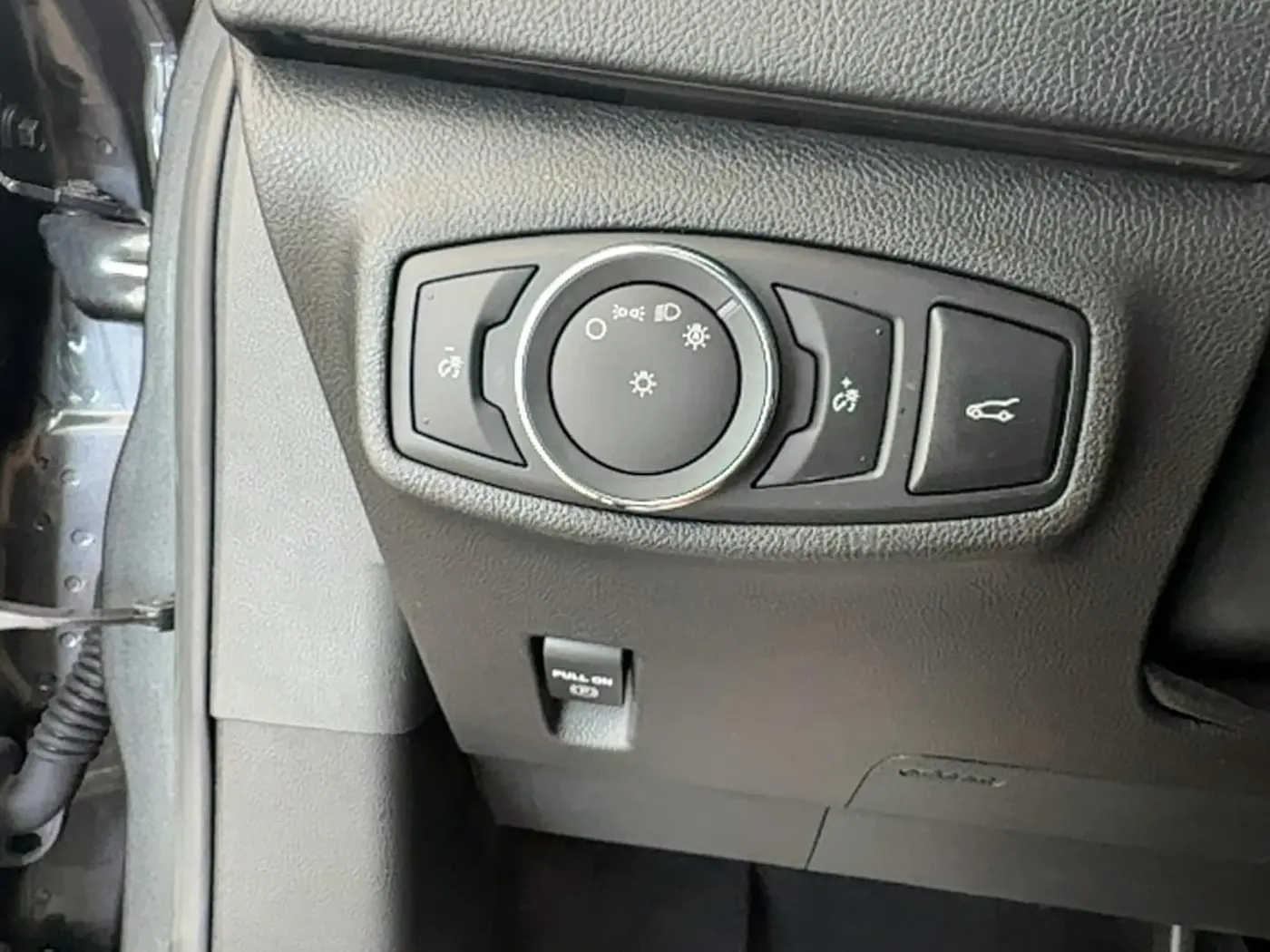 2018 Lincoln MKC - $13,200