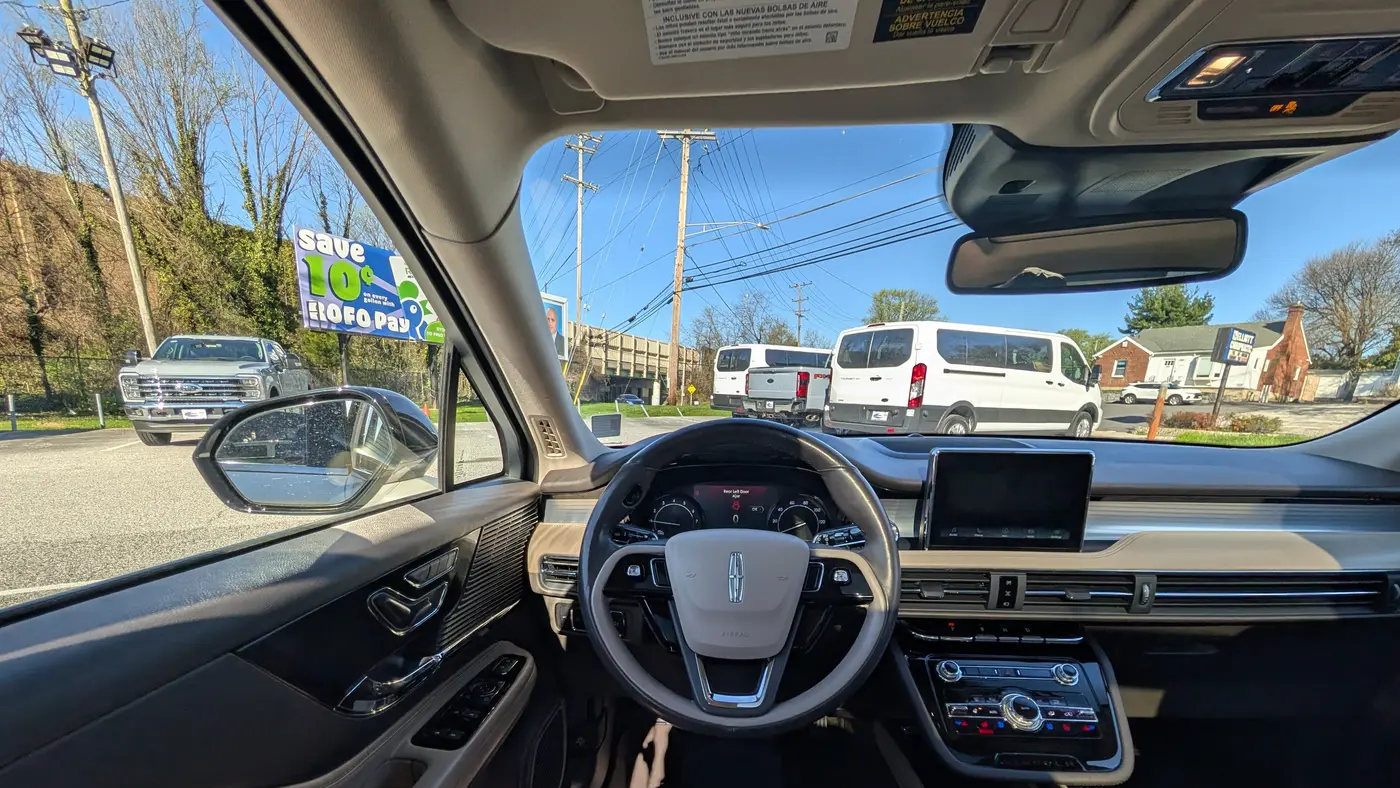 2022 Lincoln Corsair Standard
