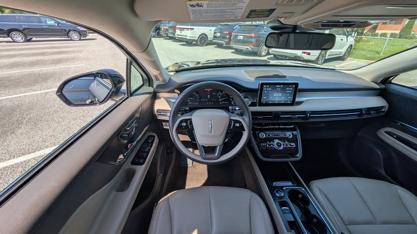 2022 Lincoln Corsair Standard