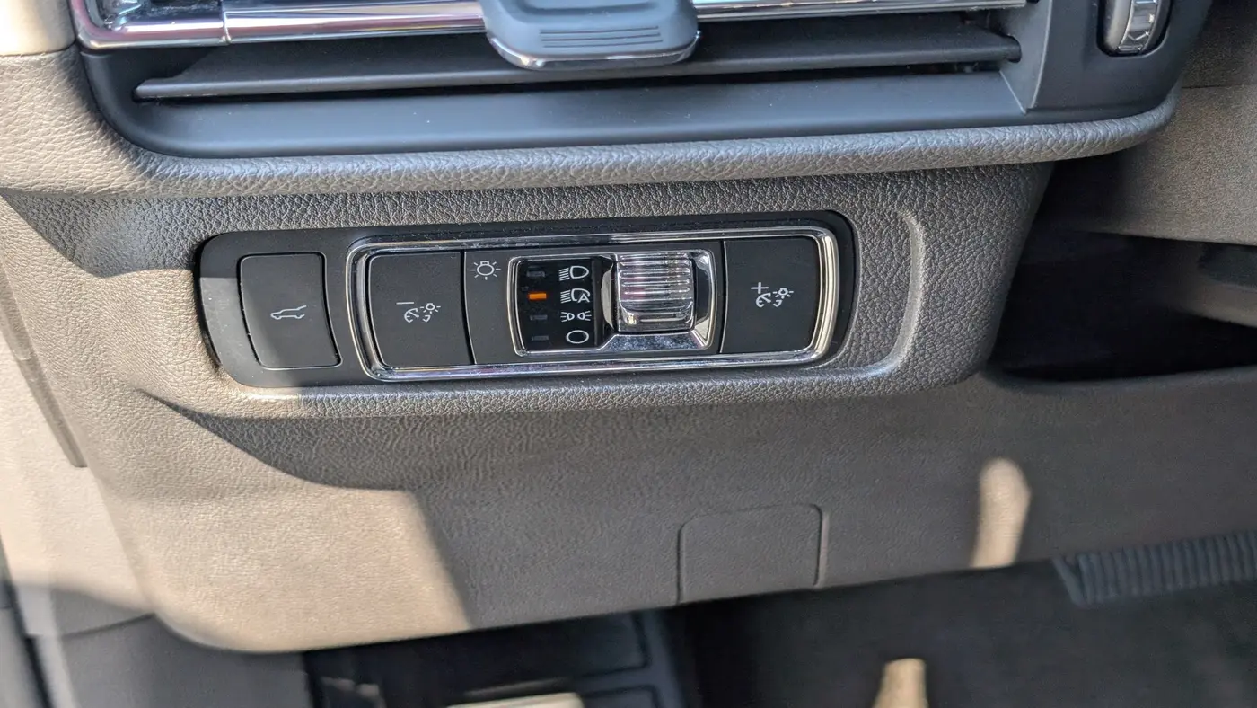 2022 Lincoln Corsair Standard