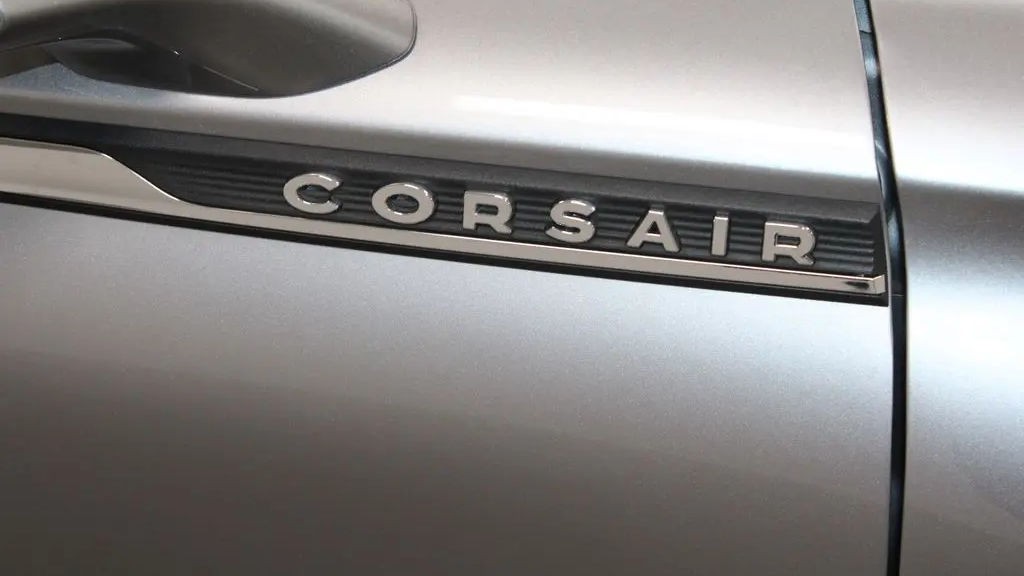 2022 Lincoln Corsair Standard