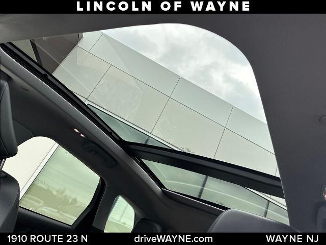 2022 Lincoln Corsair - $27,998
