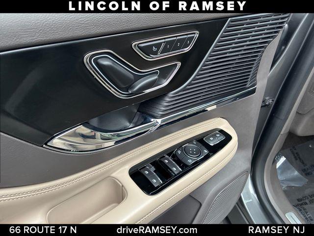 2022 Lincoln Corsair - $27,429