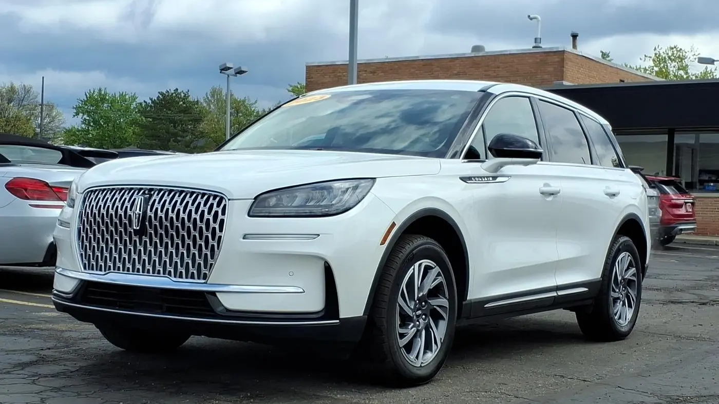 2023 Lincoln Corsair Standard
