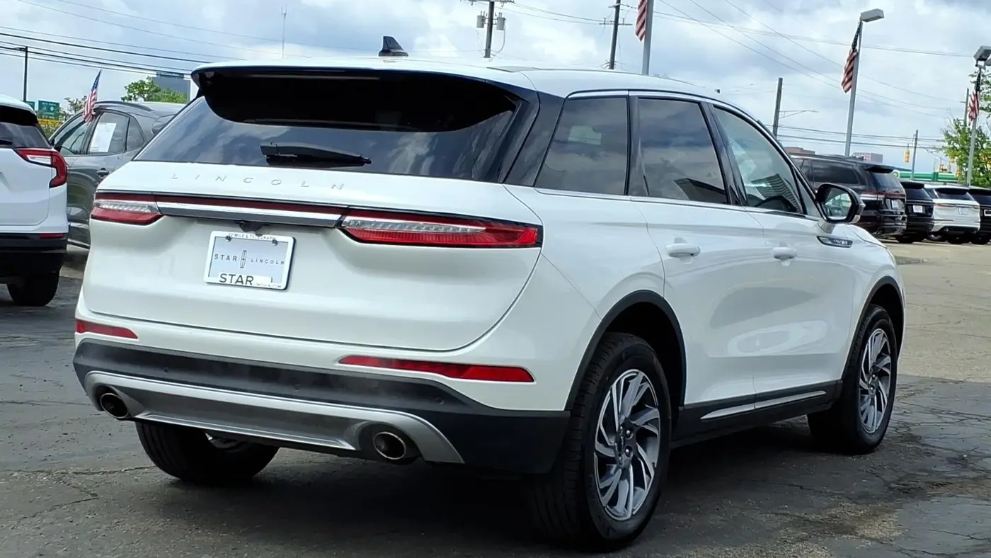 2023 Lincoln Corsair Standard