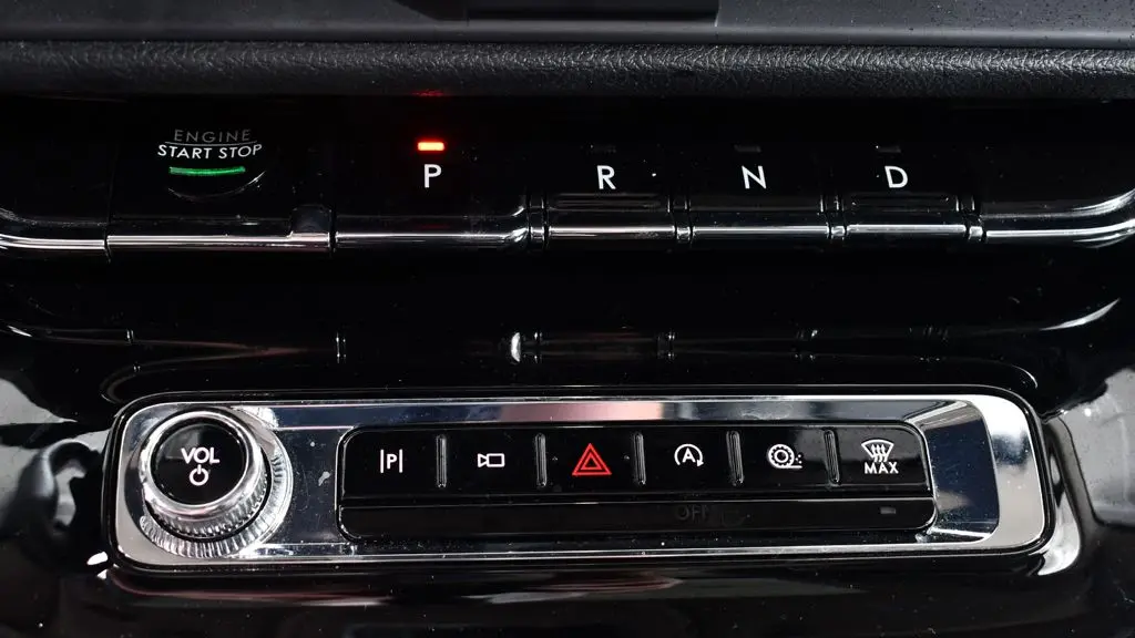2023 Lincoln Corsair Standard