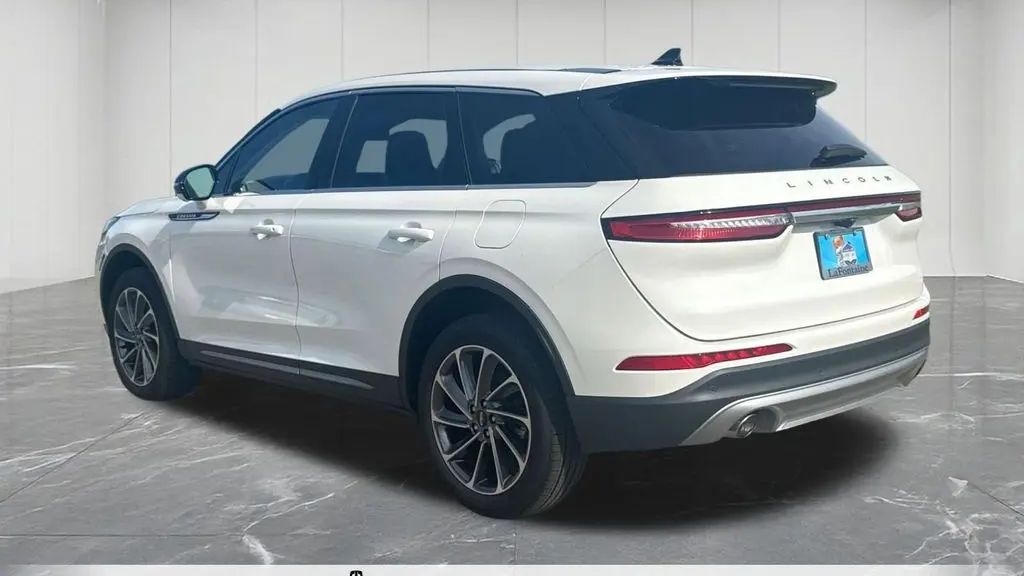 2023 Lincoln Corsair Standard