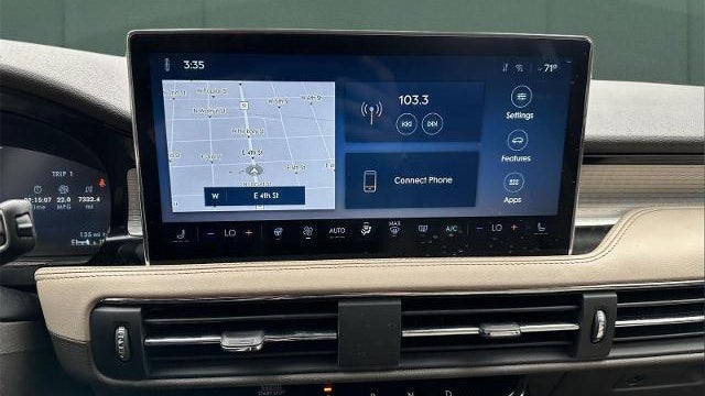 2023 Lincoln Corsair Standard