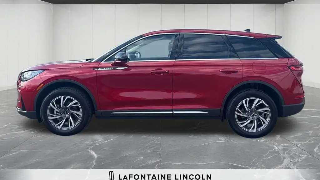 2023 Lincoln Corsair Standard