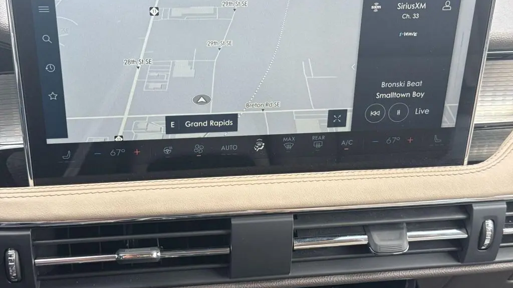 2023 Lincoln Corsair Standard
