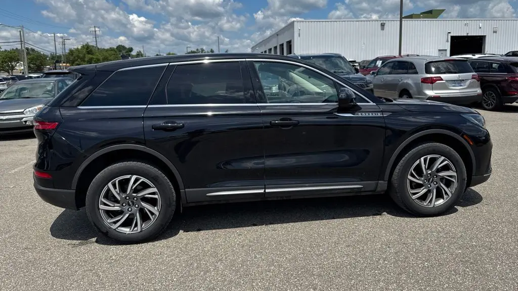 2024 Lincoln Corsair Premiere