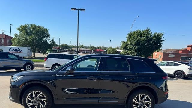 2024 Lincoln Corsair Premiere