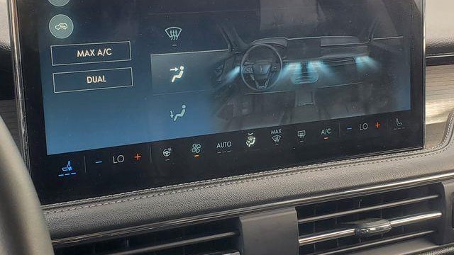 2024 Lincoln Corsair Premiere