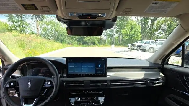 2024 Lincoln Corsair Premiere