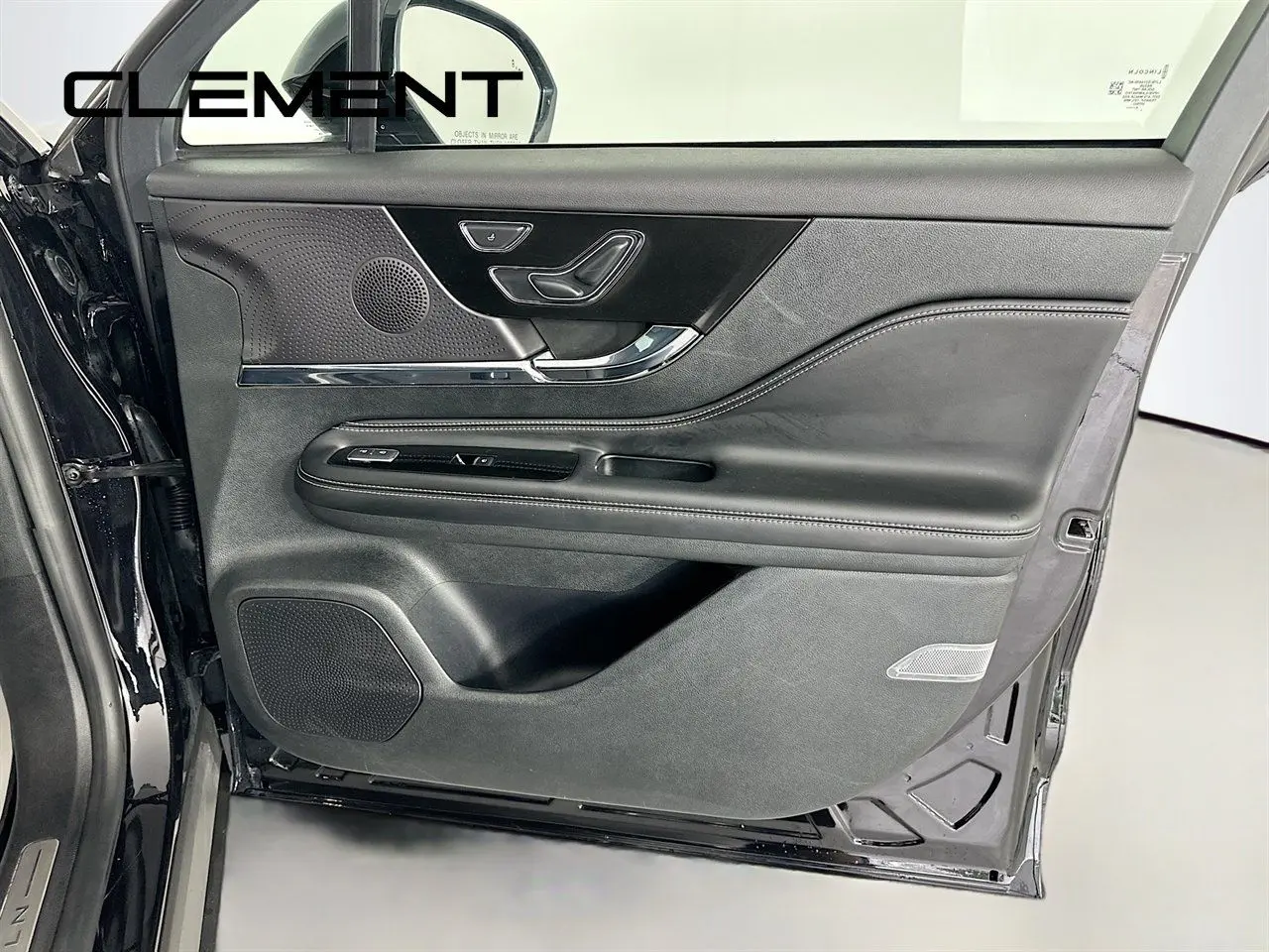 2025 Lincoln Corsair - $35,207