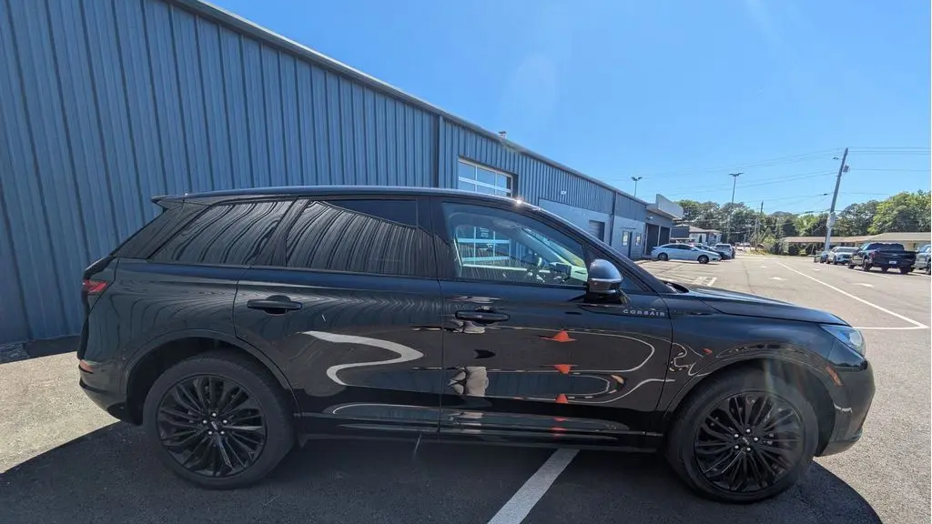 2025 Lincoln Corsair Premiere