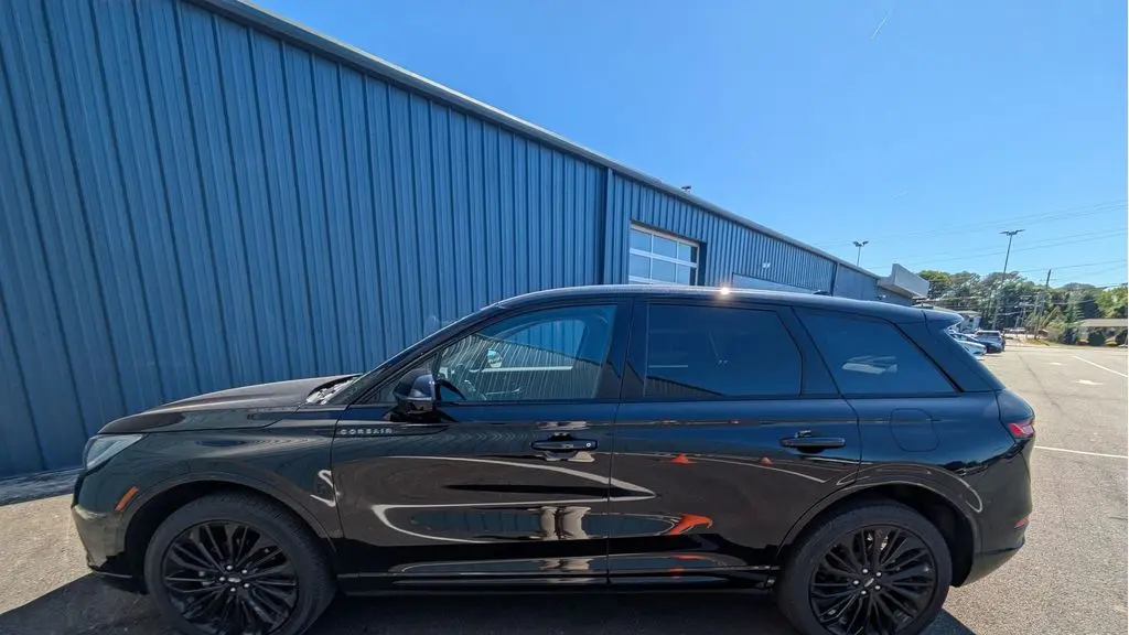 2025 Lincoln Corsair Premiere