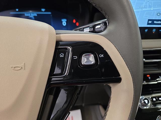 2023 Lincoln Corsair - $34,999