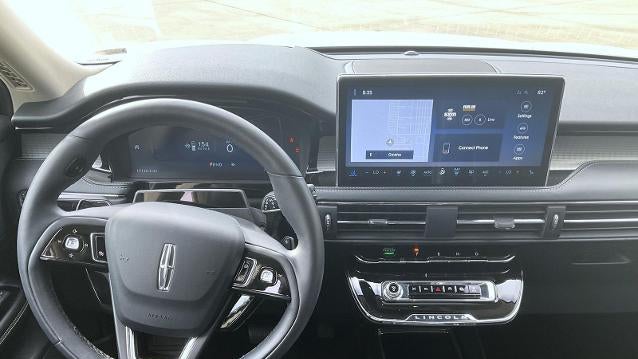 2023 Lincoln Corsair Standard