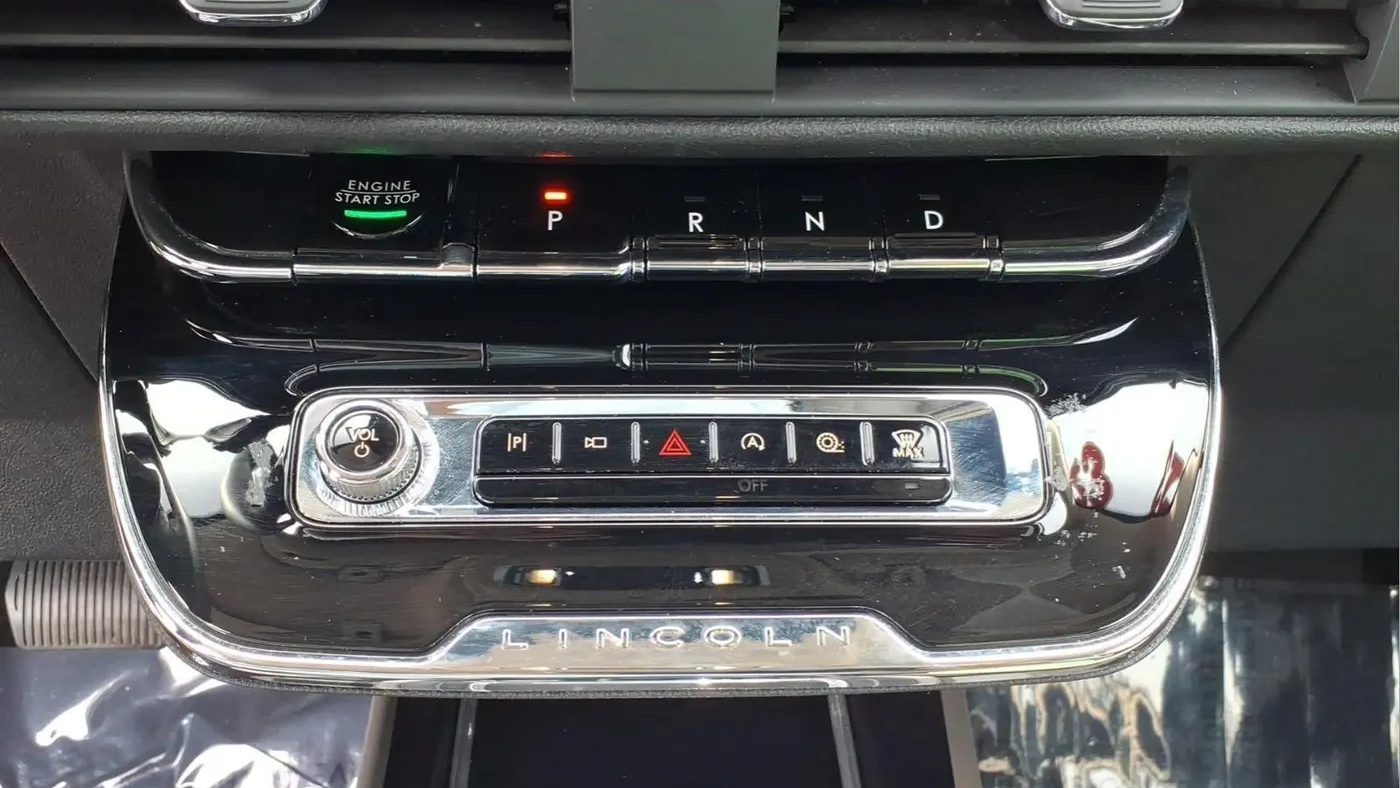 2023 Lincoln Corsair Standard