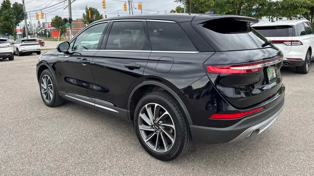 2023 Lincoln Corsair Standard
