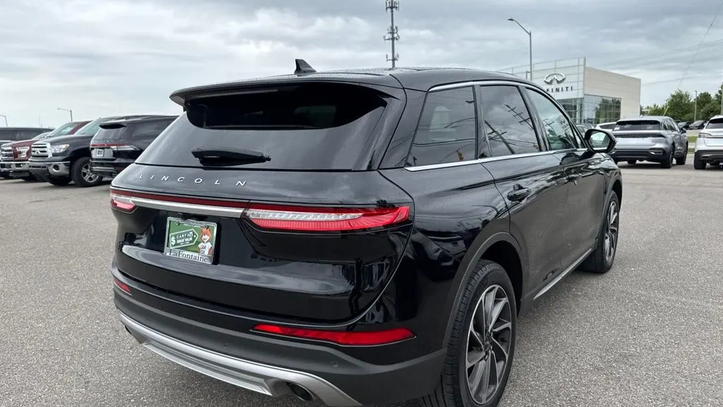 2023 Lincoln Corsair Standard