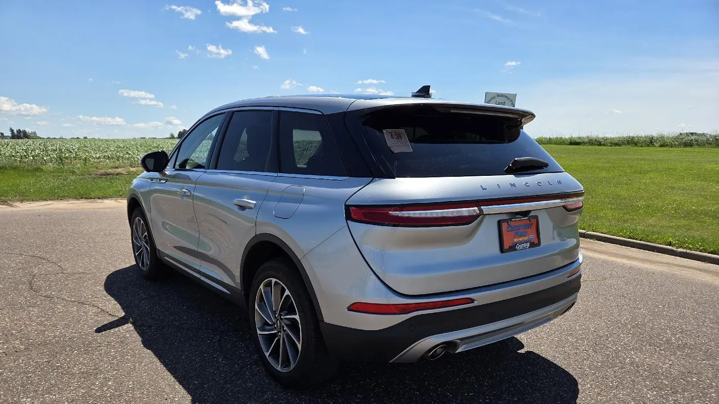 2024 Lincoln Corsair Premiere