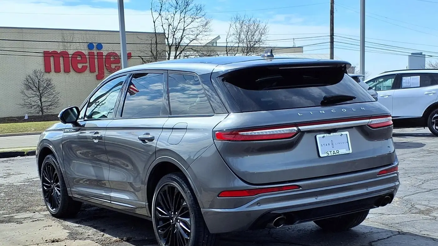 2024 Lincoln Corsair Premiere