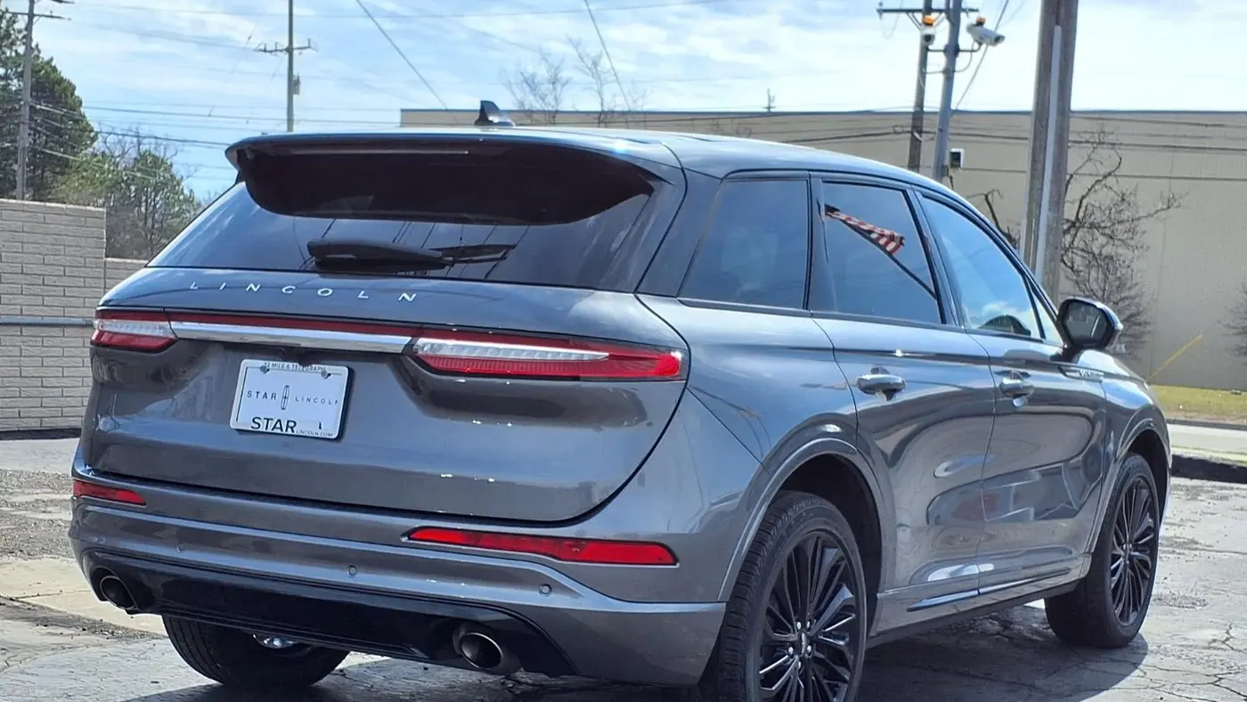 2024 Lincoln Corsair Premiere