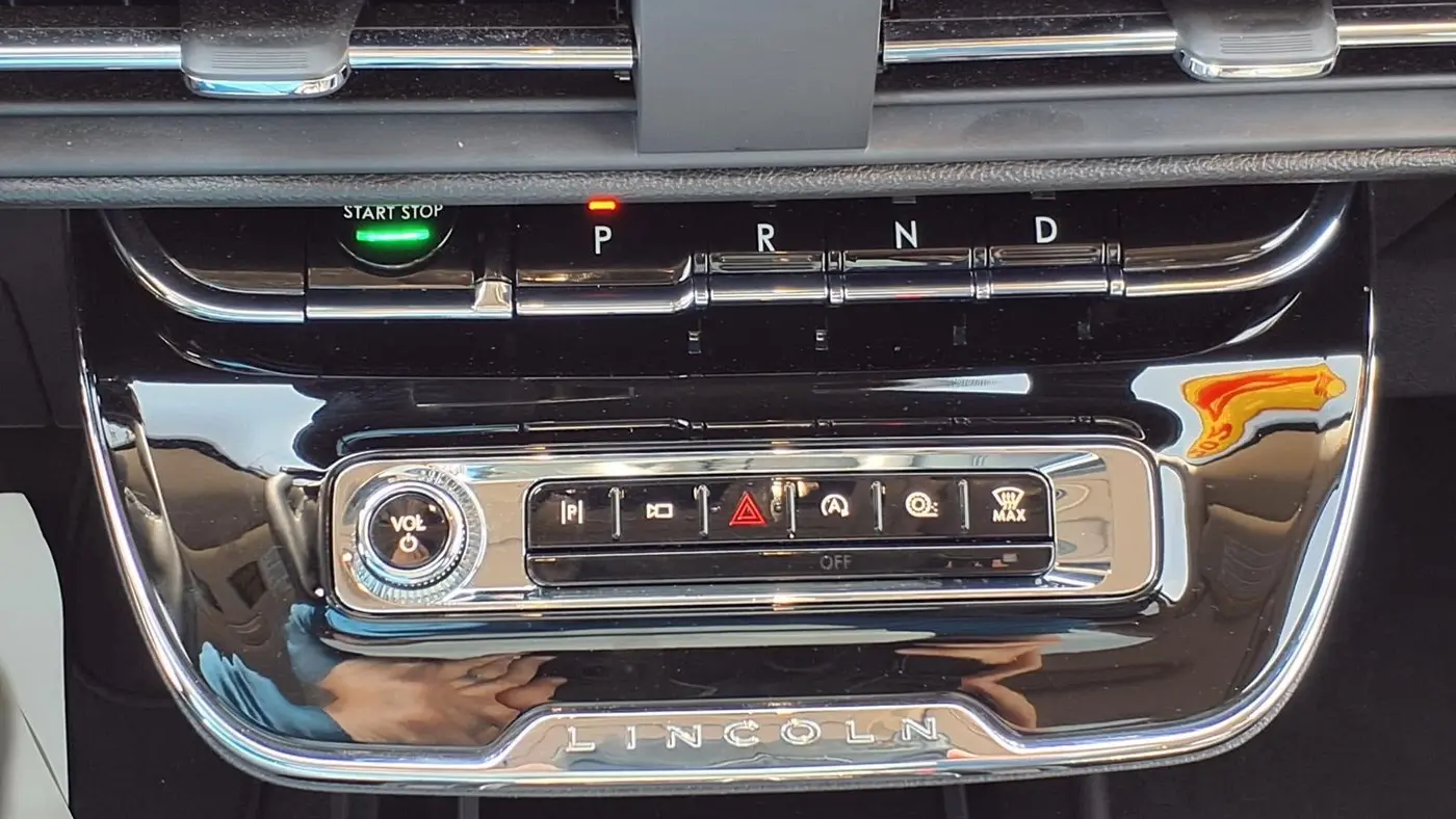 2024 Lincoln Corsair Premiere